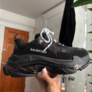 Balenciaga Black and White Size Tag
